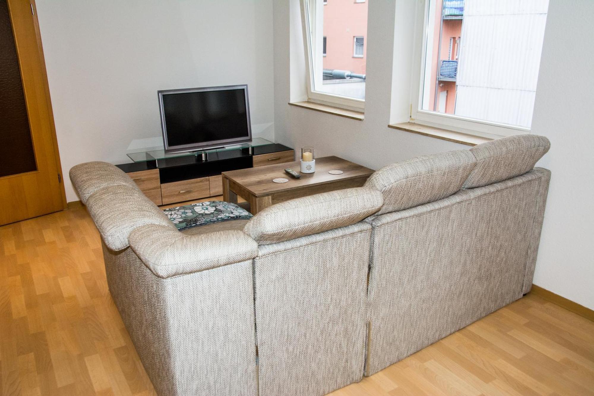 Schoene 2-Raum-Wohnung Im Zentrum Waltershausens Exteriör bild